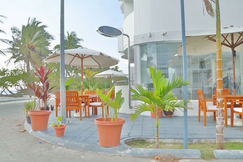 Airport Beach Hotel - View 33