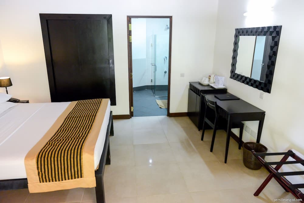 Embudu Village - View 5