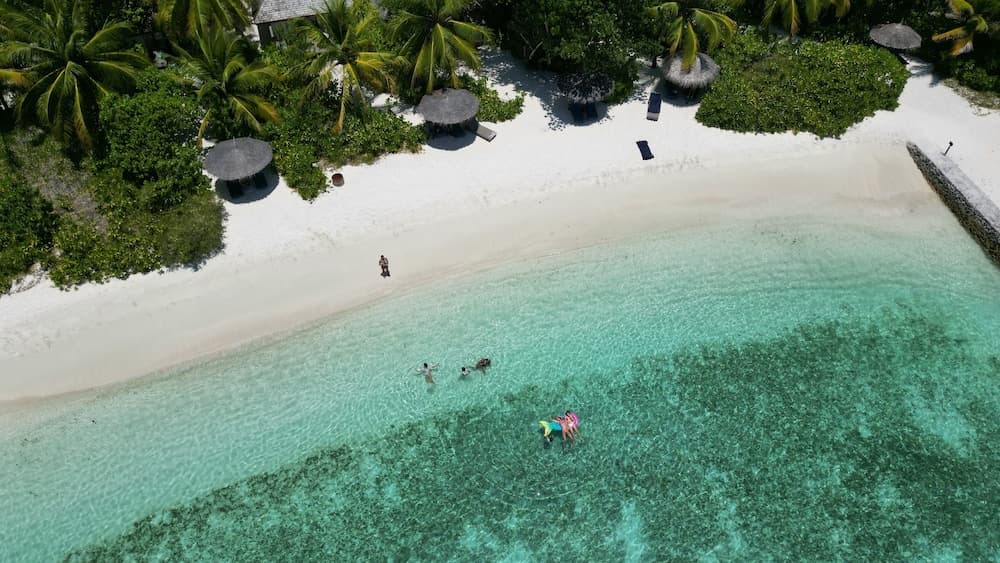 Veligandu Maldives Resort Island - View 15