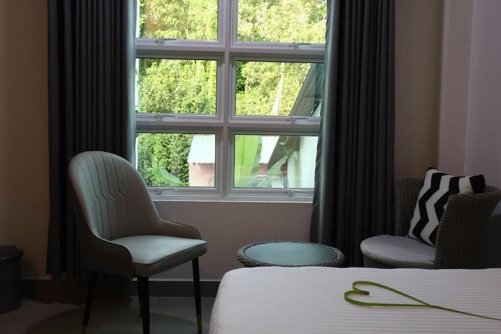 Shams Thoddoo - View 28