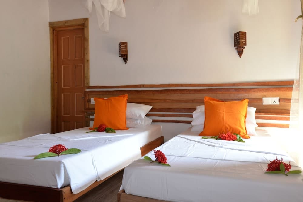 Eden BAANI Lodge - View 8