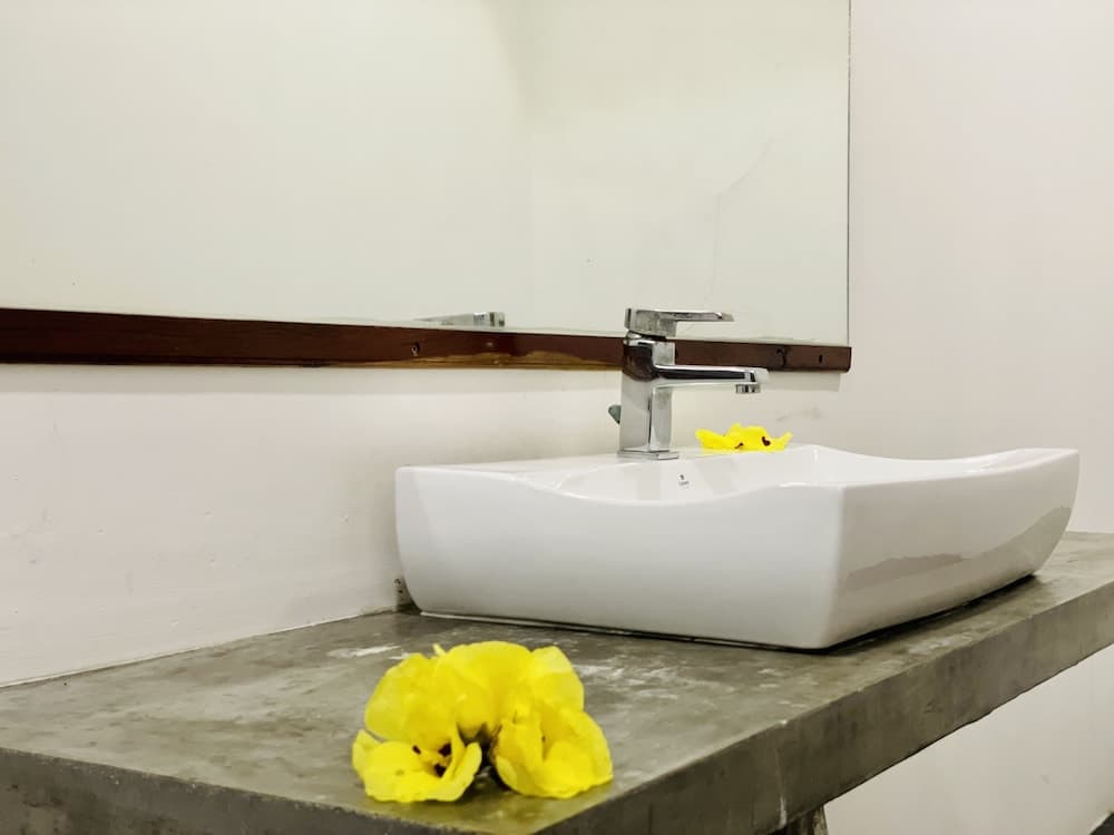 Madi Finolhu Guesthouse - View 16