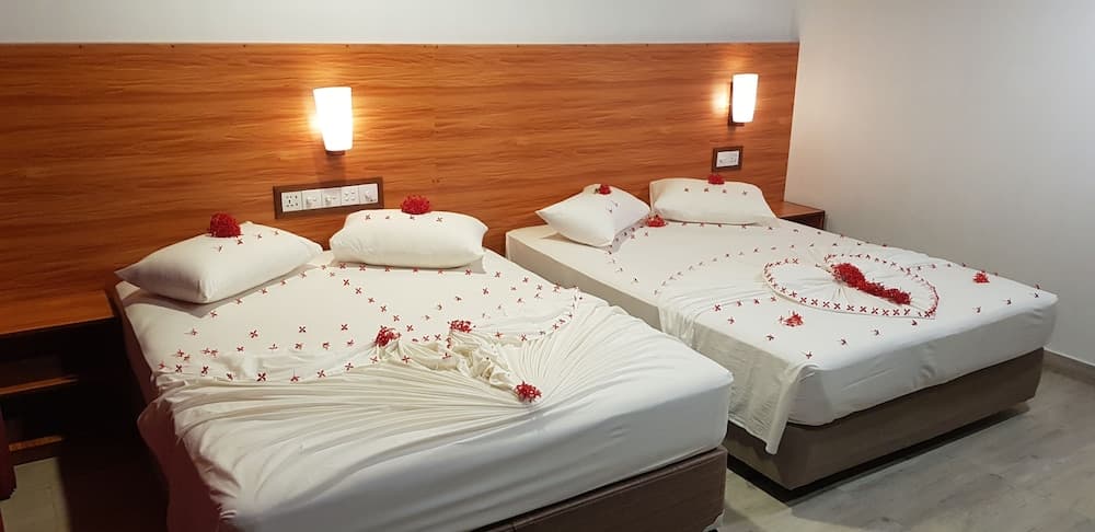 Lagoon View Maldives - View 10