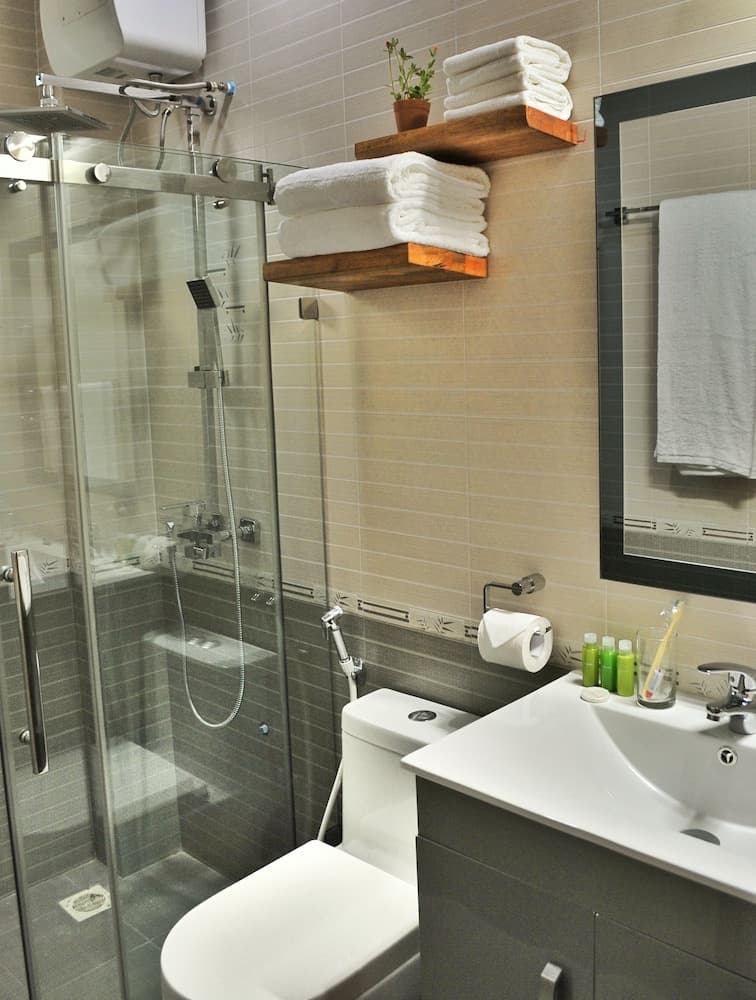 Airport Comfort Inn Premium - View 14