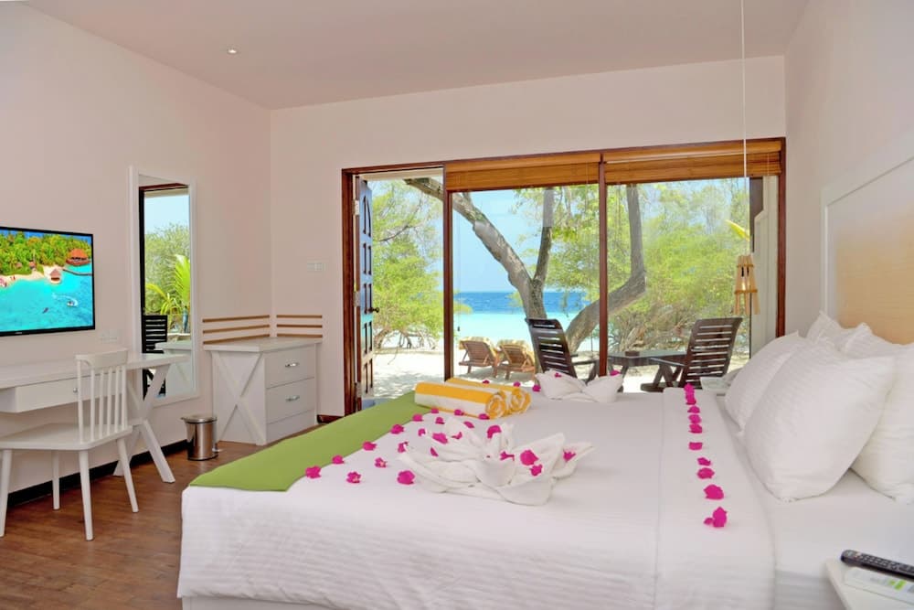 Eriyadu Island Resort - View 2