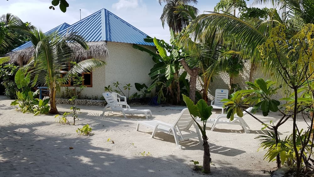 Blue World Dharavandhoo - View 3