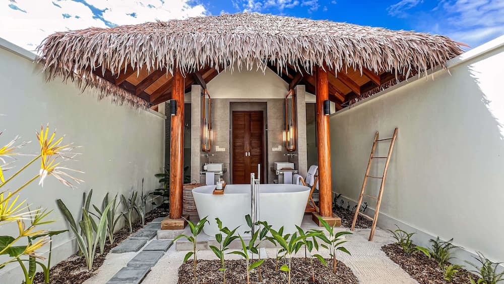 Hotel Whale Lagoon Maldives - View 5