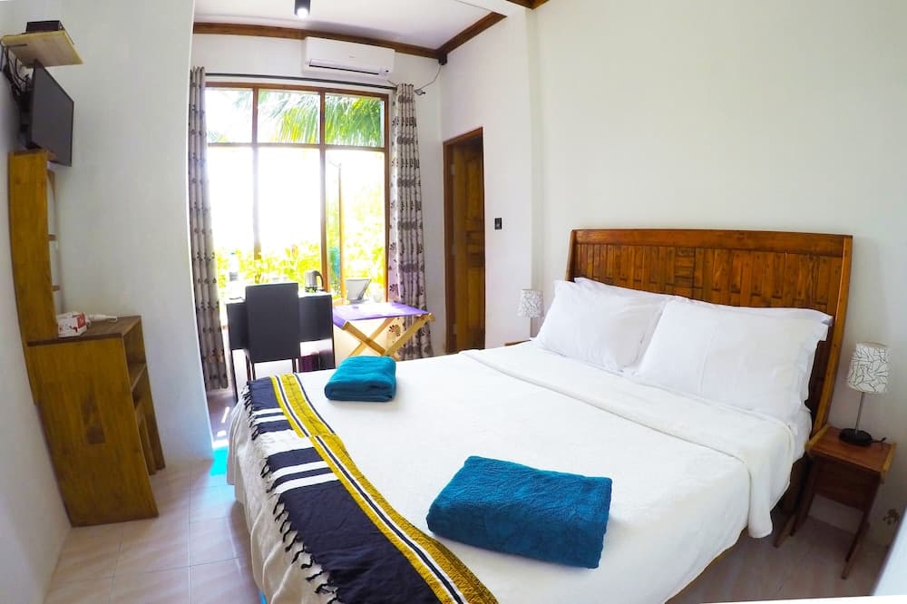 Ithaa Beach Maldives - View 30