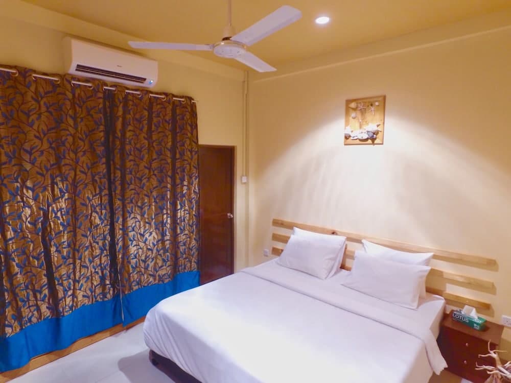 Himeyn Beach Retreat - View 4