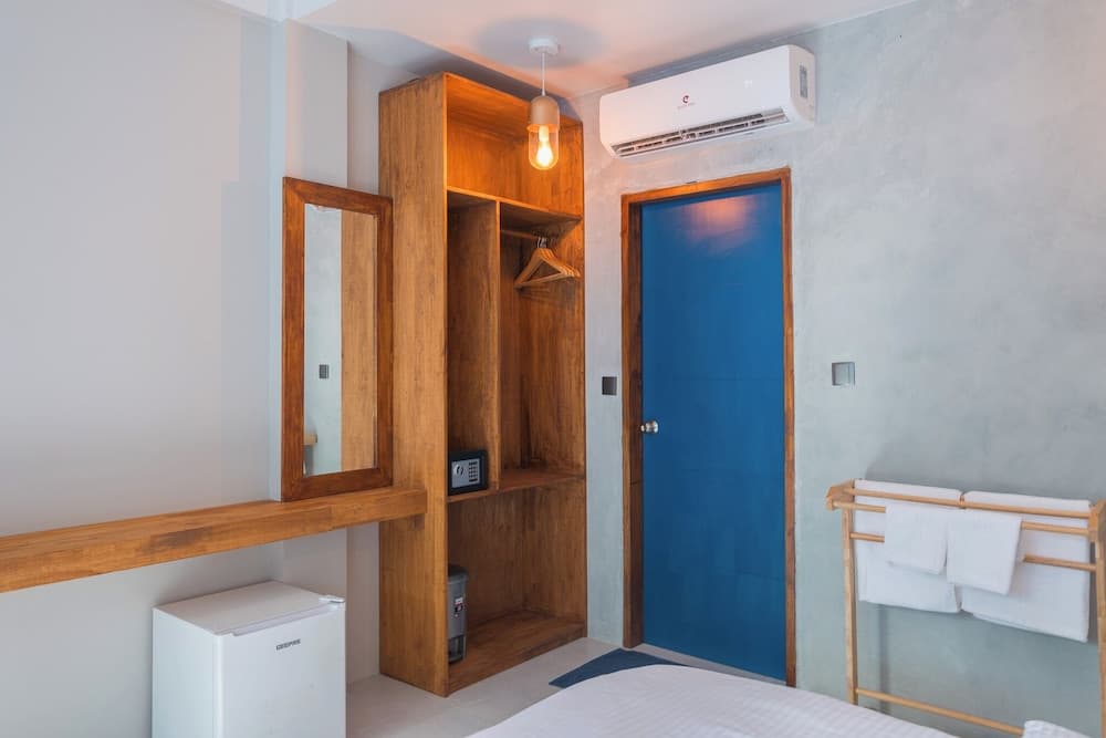 The Palm Ray - View 3