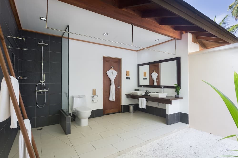 Vilamendhoo Island Resort & Spa - View 20