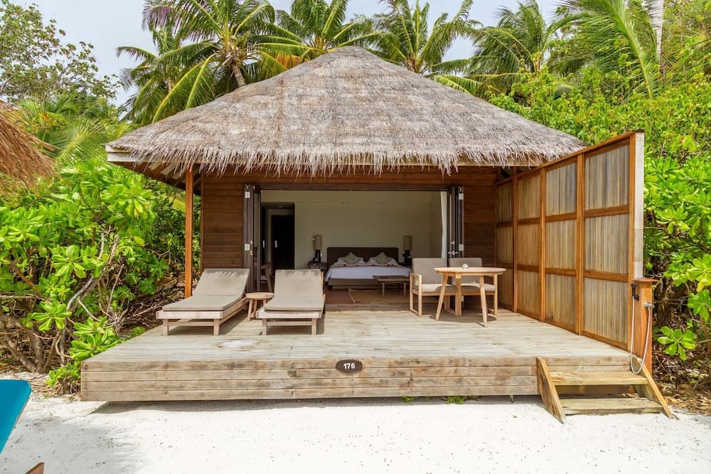 Veligandu Maldives Resort Island - View 31