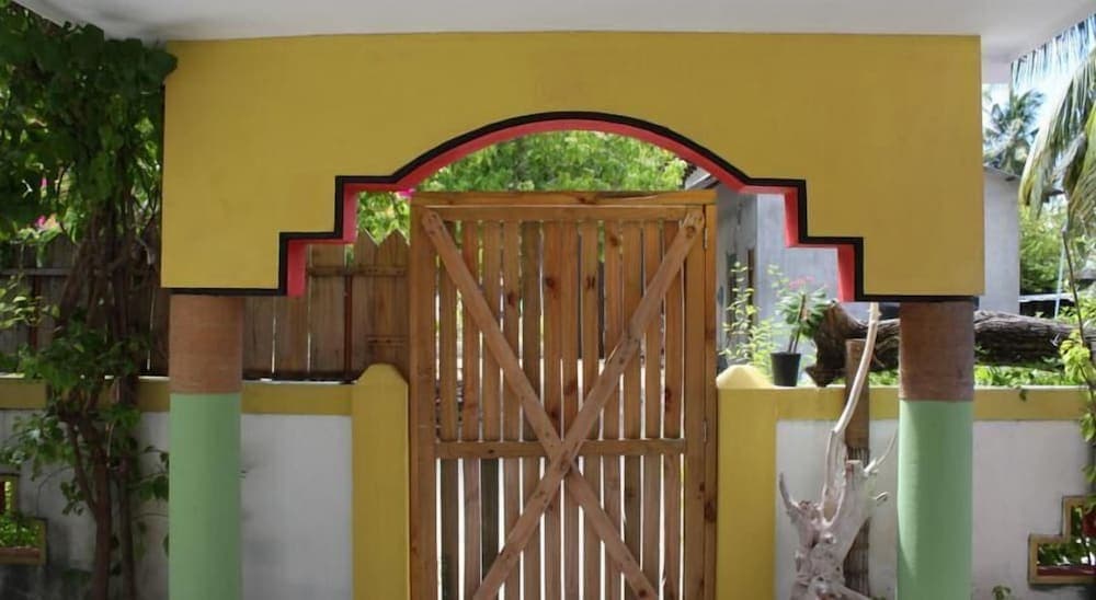 Pearl Beach View - View 17