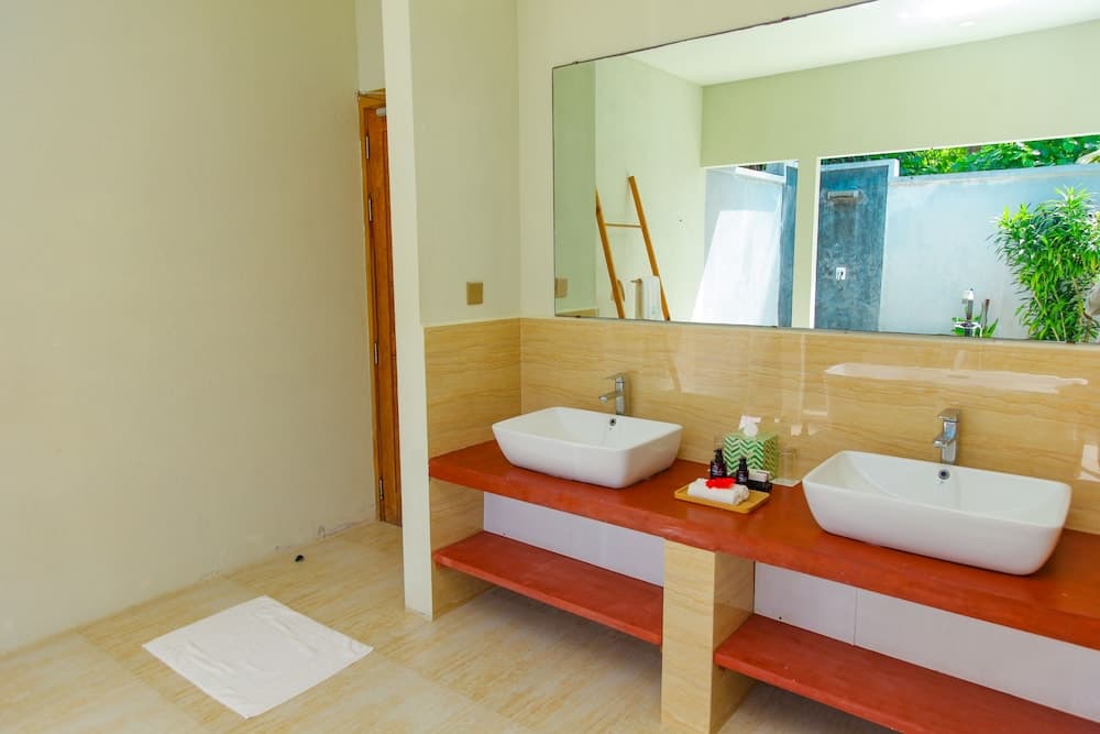 Rahaa Resort Maldives - View 14