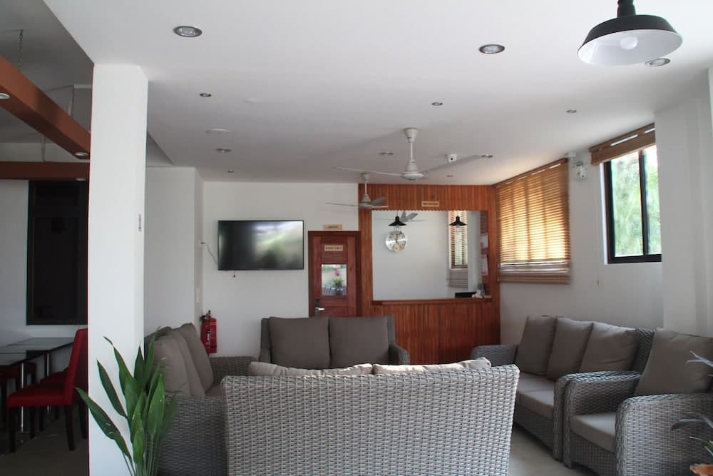 Paguro Beach Inn - View 2