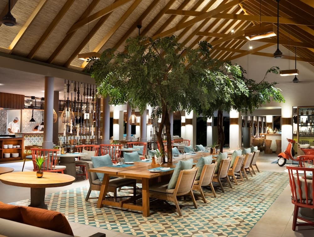 Vakkaru Maldives - View 92