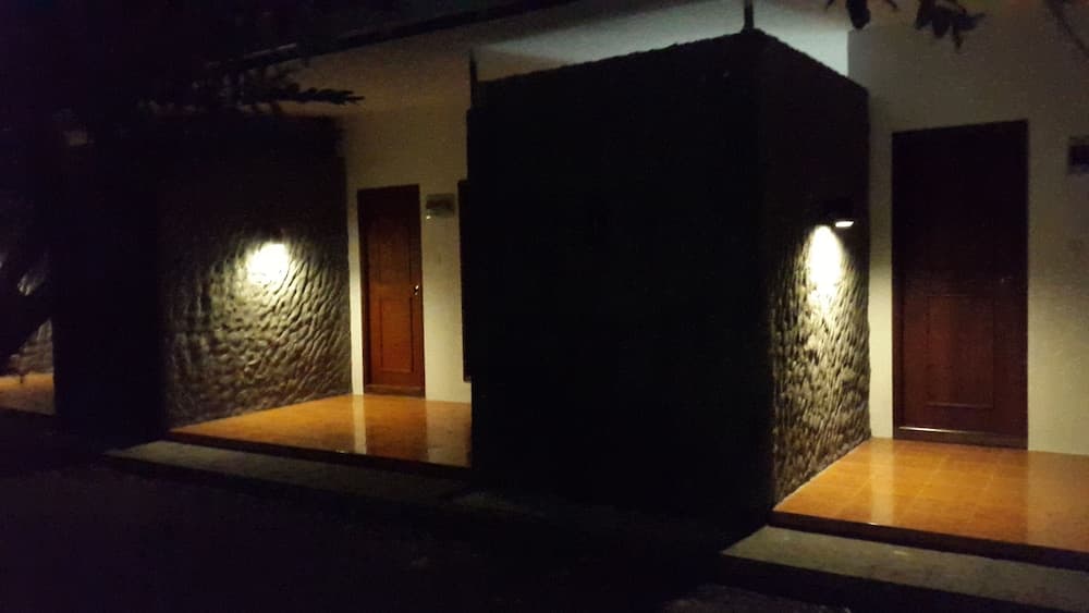 Madi Finolhu Guesthouse - View 24
