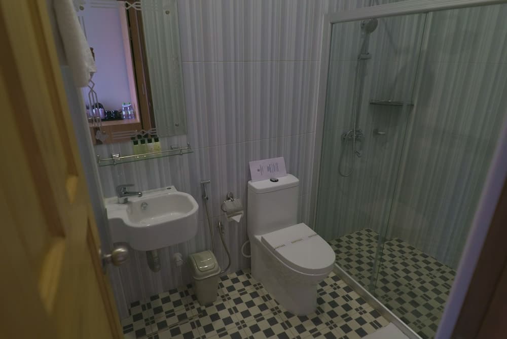 Ocean Retreat & Spa - View 23