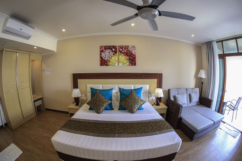 Triton Beach Hotel & Spa - View 63