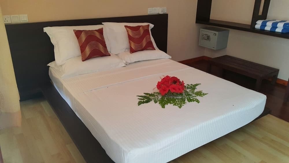 Holiday Village Retreat - View 3