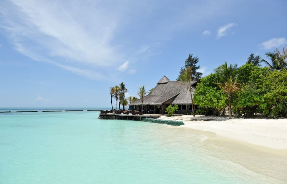 Komandoo Maldives Island Resort - View 9