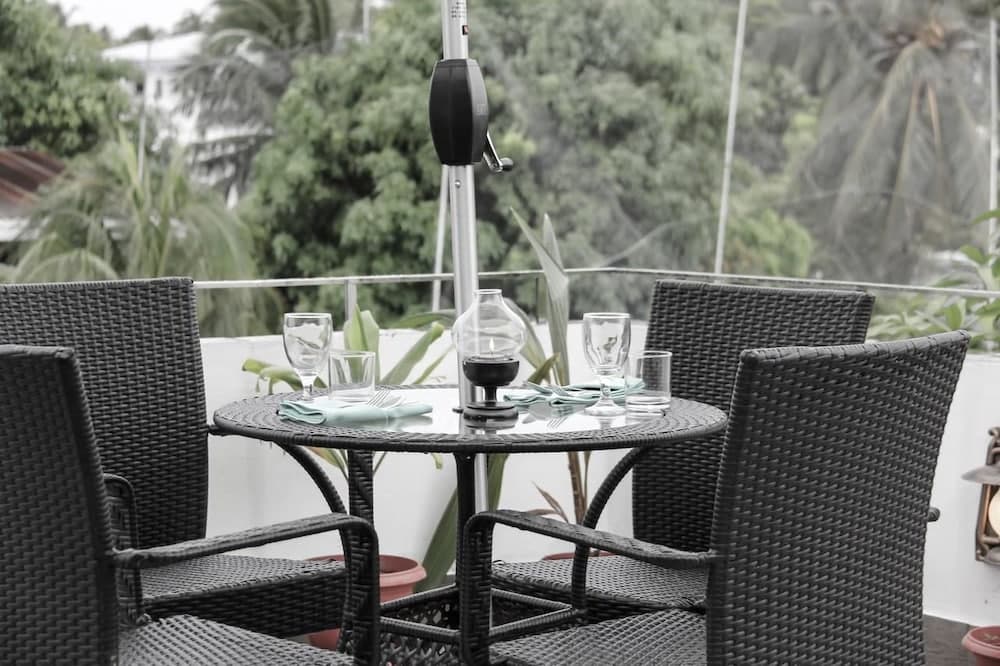 Guraidhoo Palm Inn - View 12