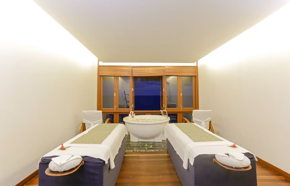 Medhufushi Island Resort - View 22