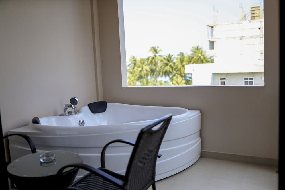 Triton Beach Hotel & Spa - View 81