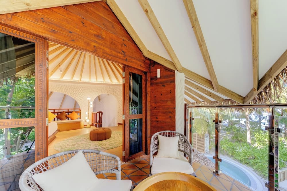 Cinnamon Dhonveli Maldives - View 100