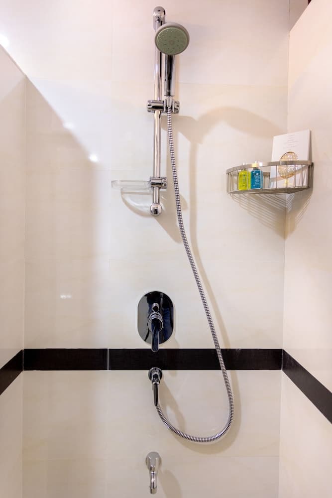 Beehive Central - View 28