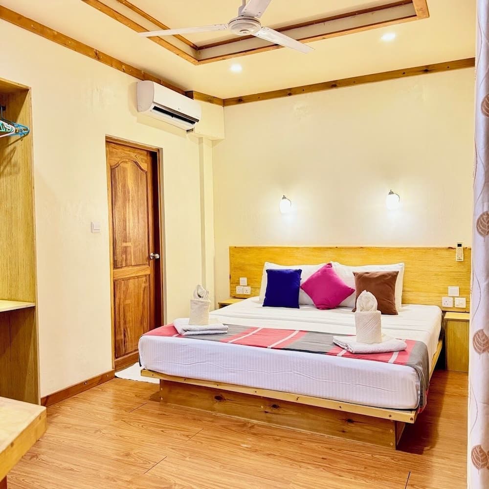 Island Pavilion Maldives - View 3