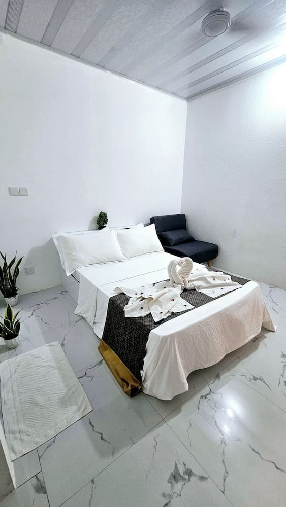 Blue Haven Retreat - View 9