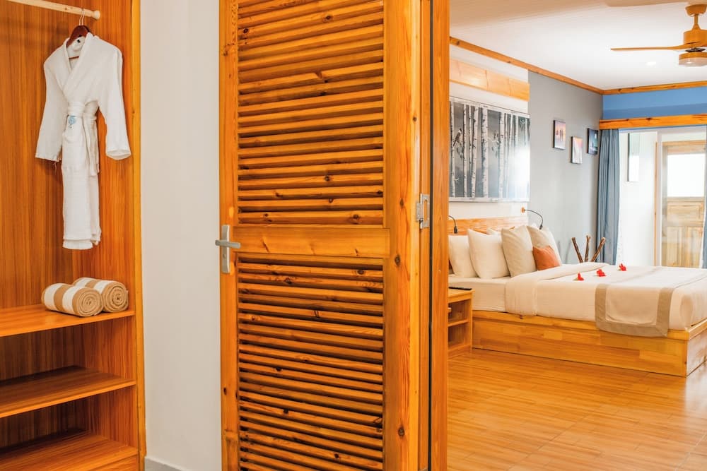 South Palm Resort Maldives - View 13