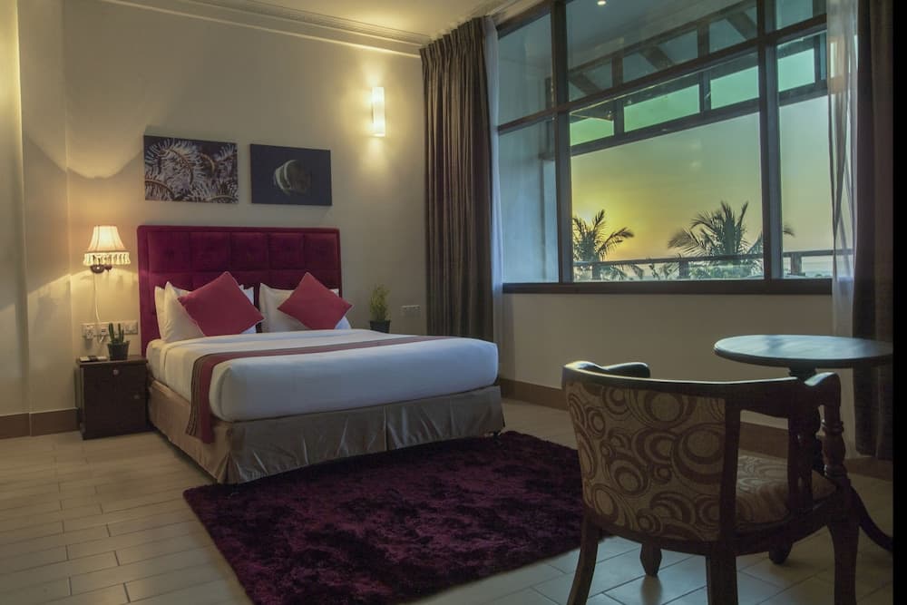 Global Residence - View 13