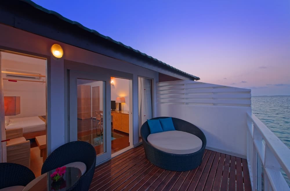 Embudu Village - View 9