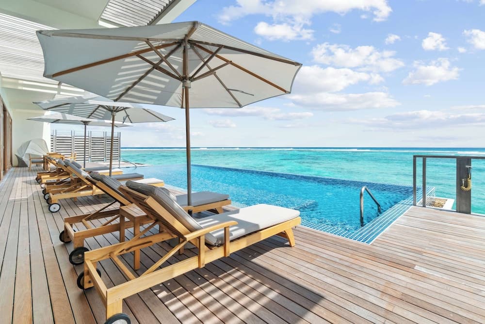 Radisson Blu Resort Maldives - View 180