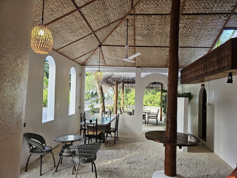 Island Luxury Fehendhoo - View 19