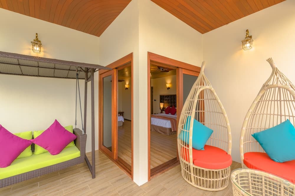 Araamu Hotels Maldives - View 17