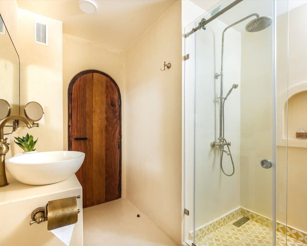 Isla Retreat - View 12