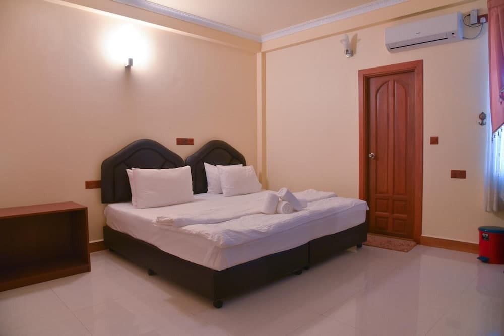 Nalaveshi Inn, Huraa - View 24