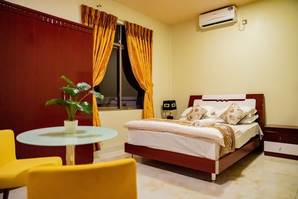 Ekefaru Inn - View 2