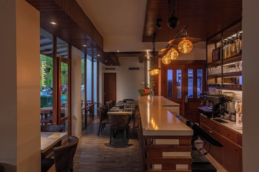 Express Inn - View 10