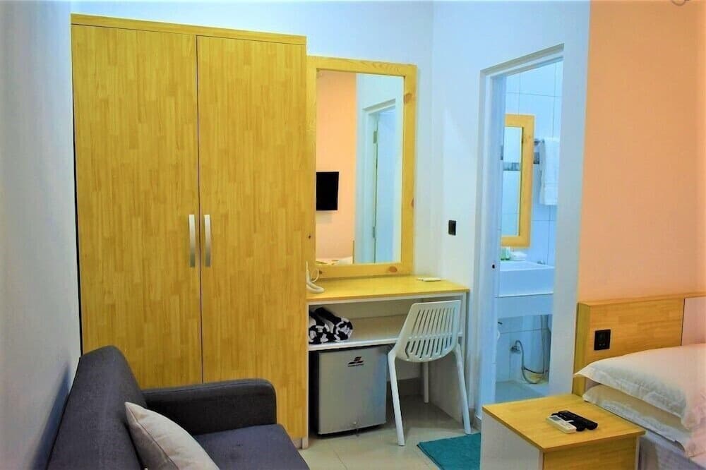 Explore Island Inn - View 4