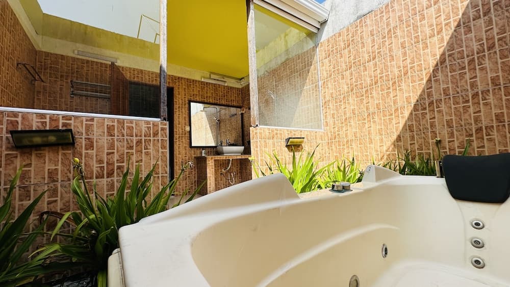 Midsummer Thulusdhoo - View 23