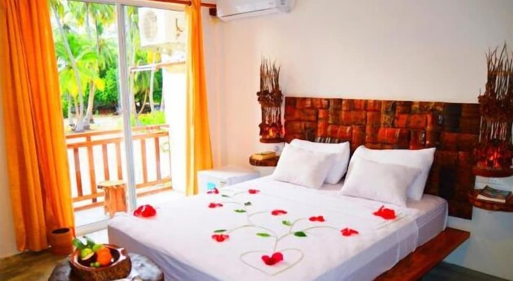 Islandbreak - View 9