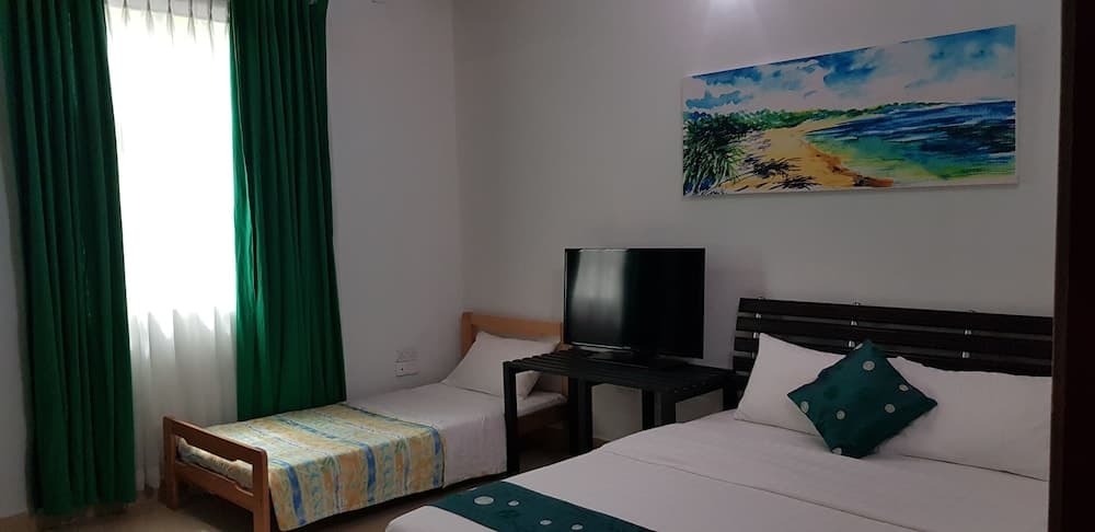 Equa Reef Maldives - View 15