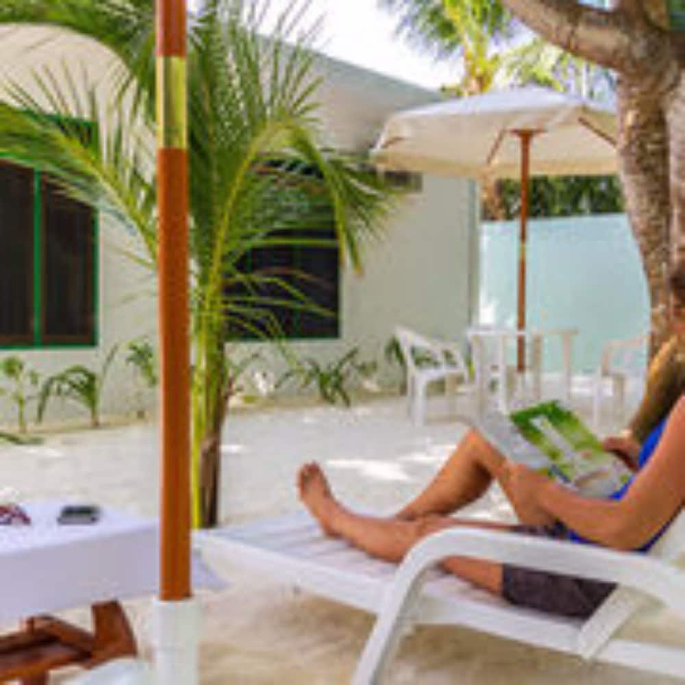 Feridhoo Inn - View 20