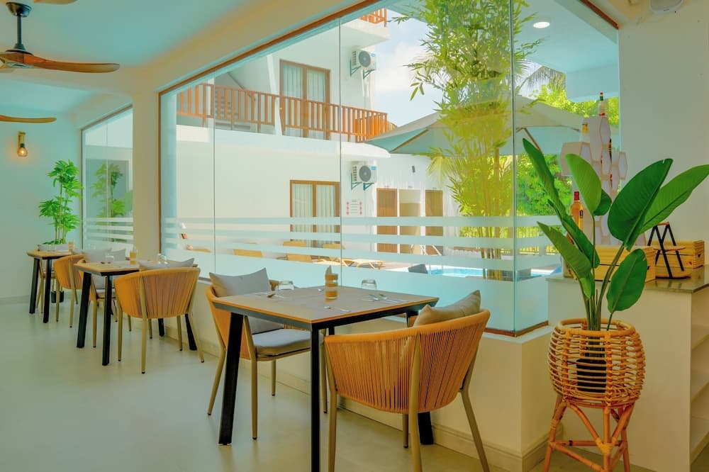 Cocomo Maldives - View 2