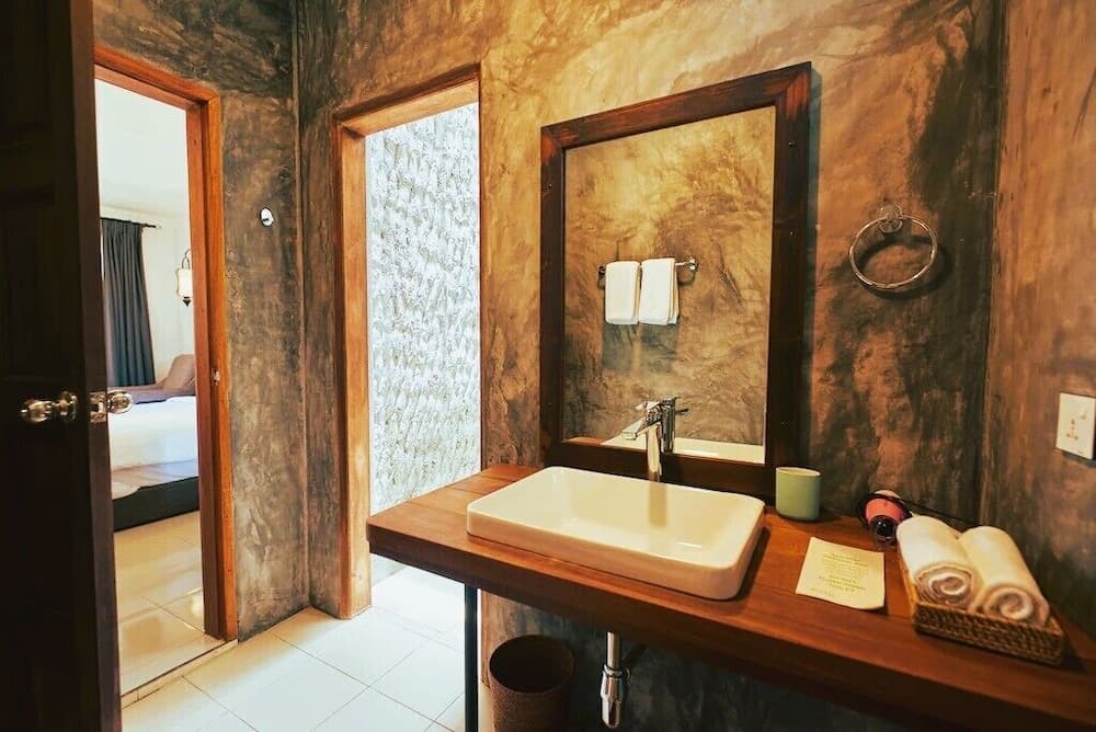 Beach Hotel Dhigurah - View 16