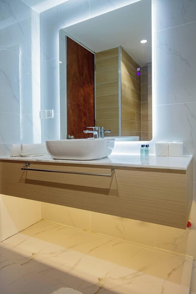 Kinan Boutique - View 16